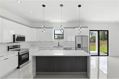 1122 Edelweiss St E, Lehigh Acres, FL 33974 - Photo 10