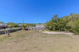 25 & 26 Plantation Dr, Everglades City, FL 34141 - Photo 28