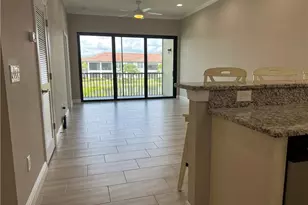 15114 Palmer Lake Cir, Naples, FL 34109 - Photo 4