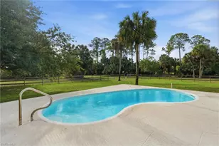 940 10th St SE, Naples, FL 34117 - Photo 26