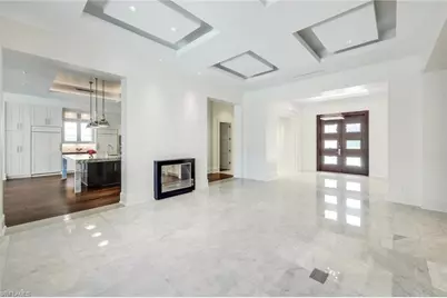 605 Galleon Dr, Naples, FL 34102 - Photo 8