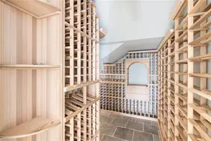 605 Galleon Dr, Naples, FL 34102 - Photo 20