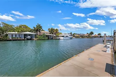 605 Galleon Dr, Naples, FL 34102 - Photo 46