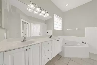 28327 Hidden Lake Dr, Bonita Springs, FL 34134 - Photo 18