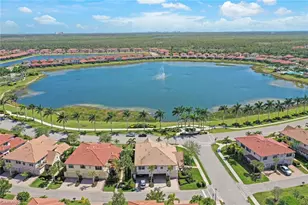 1423 Santiago Cir, Naples, FL 34113 - Photo 2