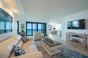 9375 Gulf Shore Dr, Naples, FL 34108 - Photo 6