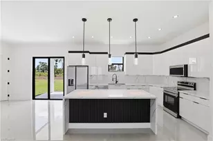 1124 Edelweiss St E, Lehigh Acres, FL 33974 - Photo 8