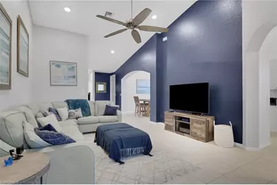 1465 Mariposa Cir #201, Naples, FL 34105 - Photo 6