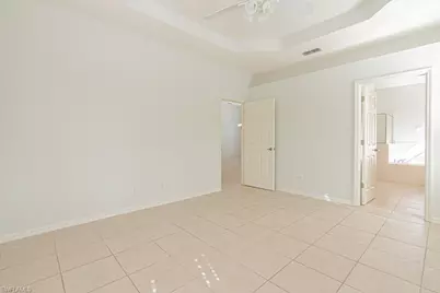 220 20th Ave NW, Naples, FL 34120 - Photo 10