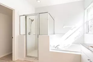 220 20th Ave NW, Naples, FL 34120 - Photo 12