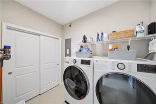 9394 Pocida Ct, Naples, FL 34119 - Photo 22