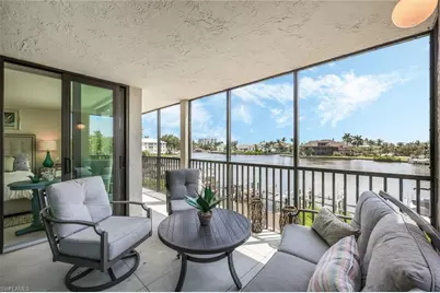 10562 Gulf Shore Dr #202, Naples, FL 34108 - Photo 2