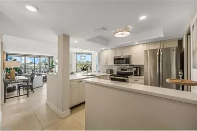 10562 Gulf Shore Dr #202, Naples, FL 34108 - Photo 14