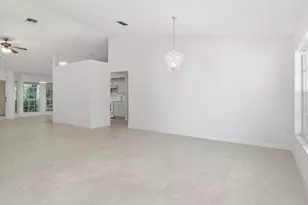 2305 Piccadilly Circus, Naples, FL 34112 - Photo 4