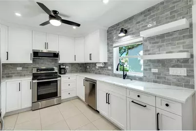 26896 Spanish Gardens Dr, Bonita Springs, FL 34135 - Photo 2