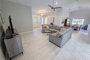 108 Palmetto Dunes Cir, Naples, FL 34113 - Photo 10