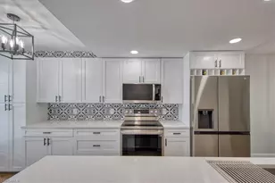 1324 Pasadena Ave S, South Pasadena, FL 33707 - Photo 16