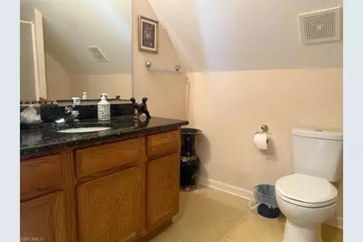 199 Leawood Cir, Naples, FL 34104 - Photo 16