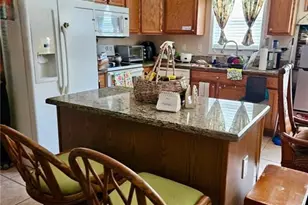 199 Leawood Cir, Naples, FL 34104 - Photo 12