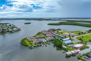 330 Kon Tiki Dr, Naples, FL 34113 - Photo 18