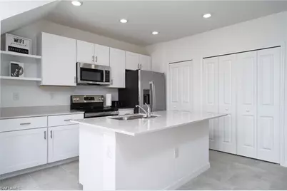 14267 Oviedo Pl, Fort Myers, FL 33905 - Photo 4