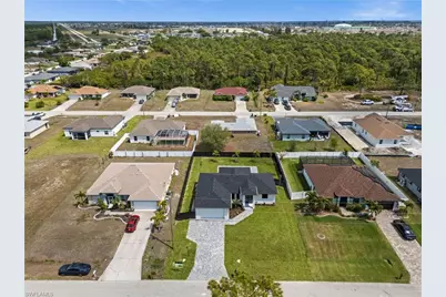 2519 NW 18th Pl, Cape Coral, FL 33993 - Photo 4