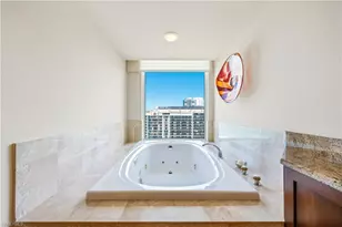 4021 Gulf Shore Blvd N, Naples, FL 34103 - Photo 10