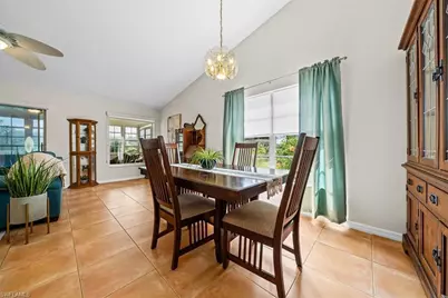 12821 Eagle Pointe Cir, Fort Myers, FL 33913 - Photo 8