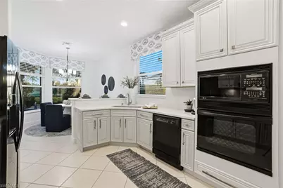 4828 Cerromar Dr, Naples, FL 34112 - Photo 14