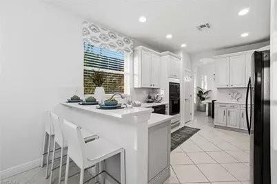 4828 Cerromar Dr, Naples, FL 34112 - Photo 12