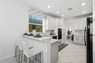 4828 Cerromar Dr, Naples, FL 34112 - Photo 12