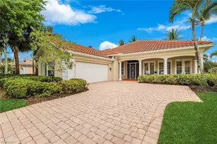 4796 Martinique Wy, Naples, FL 34119 - Photo 2