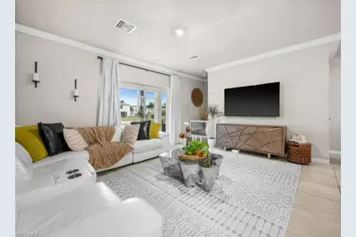 15380 Wildflower Cir, Naples, FL 34119 - Photo 14