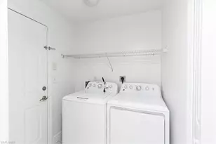 5446 Whitten Dr, Naples, FL 34104 - Photo 14