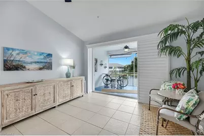 2110 Cay Lagoon Dr #122, Naples, FL 34109 - Photo 2