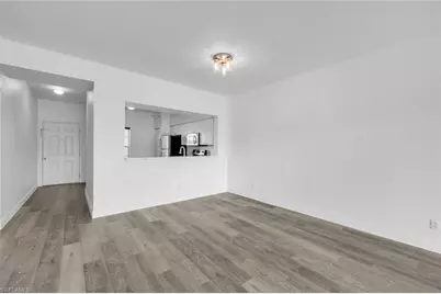 3250 Cypress Glen Way #402, Naples, FL 34109 - Photo 8