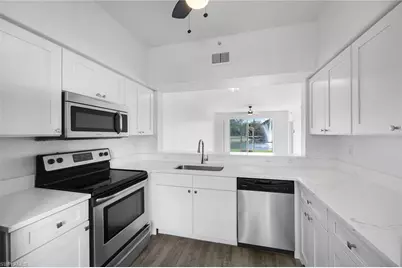 3250 Cypress Glen Way #402, Naples, FL 34109 - Photo 2