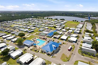 181 W Manatee Loop, Punta Gorda, FL 33950 - Photo 4