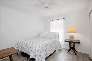 2910 2nd St NE, Naples, FL 34120 - Photo 18