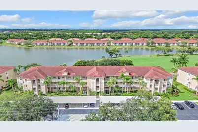 2720 Cypress Trace Cir #2916, Naples, FL 34119 - Photo 2