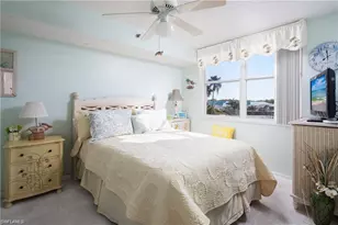 5550 Heron Point Dr, Naples, FL 34108 - Photo 10