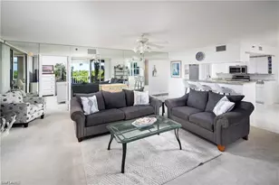 5550 Heron Point Dr, Naples, FL 34108 - Photo 4