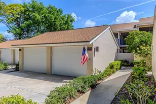 15450 Cedarwood Ln, Naples, FL 34110 - Photo 4