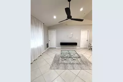 2060 22nd Ave NE, Naples, FL 34120 - Photo 6