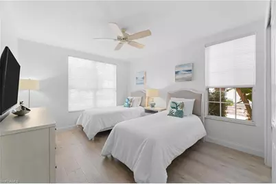 193 Colonade Cir #1506, Naples, FL 34103 - Photo 22