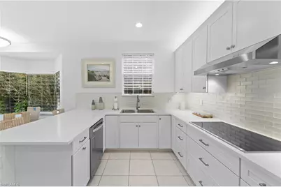 193 Colonade Cir #1506, Naples, FL 34103 - Photo 12