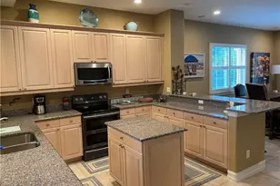 2662 Bolero Dr, Naples, FL 34109 - Photo 2