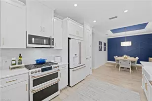 15214 Tolmino St, Naples, FL 34114 - Photo 10