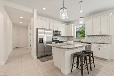 12350 Canal Grande Dr, Fort Myers, FL 33913 - Photo 2