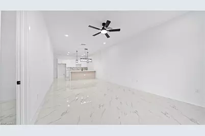 1009/1011 NE 15th Ln #1009 / 1011, Cape Coral, FL 33909 - Photo 8